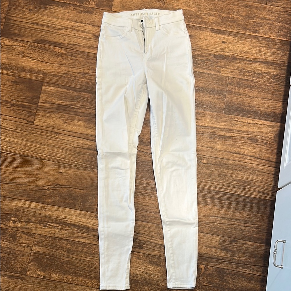 American Eagle Cream Jeans